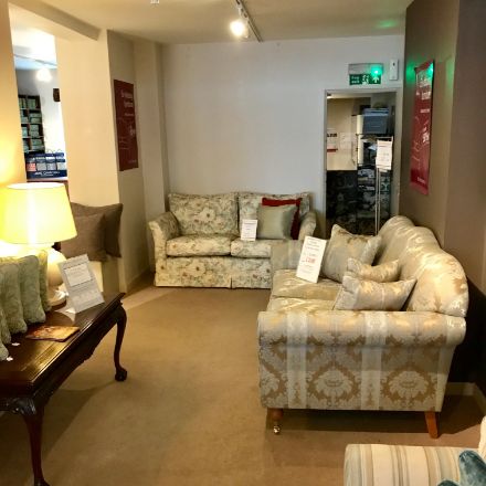 Retail Shop To Let Leamington Spa Cv32 5eg 922sq Ft Boxpod