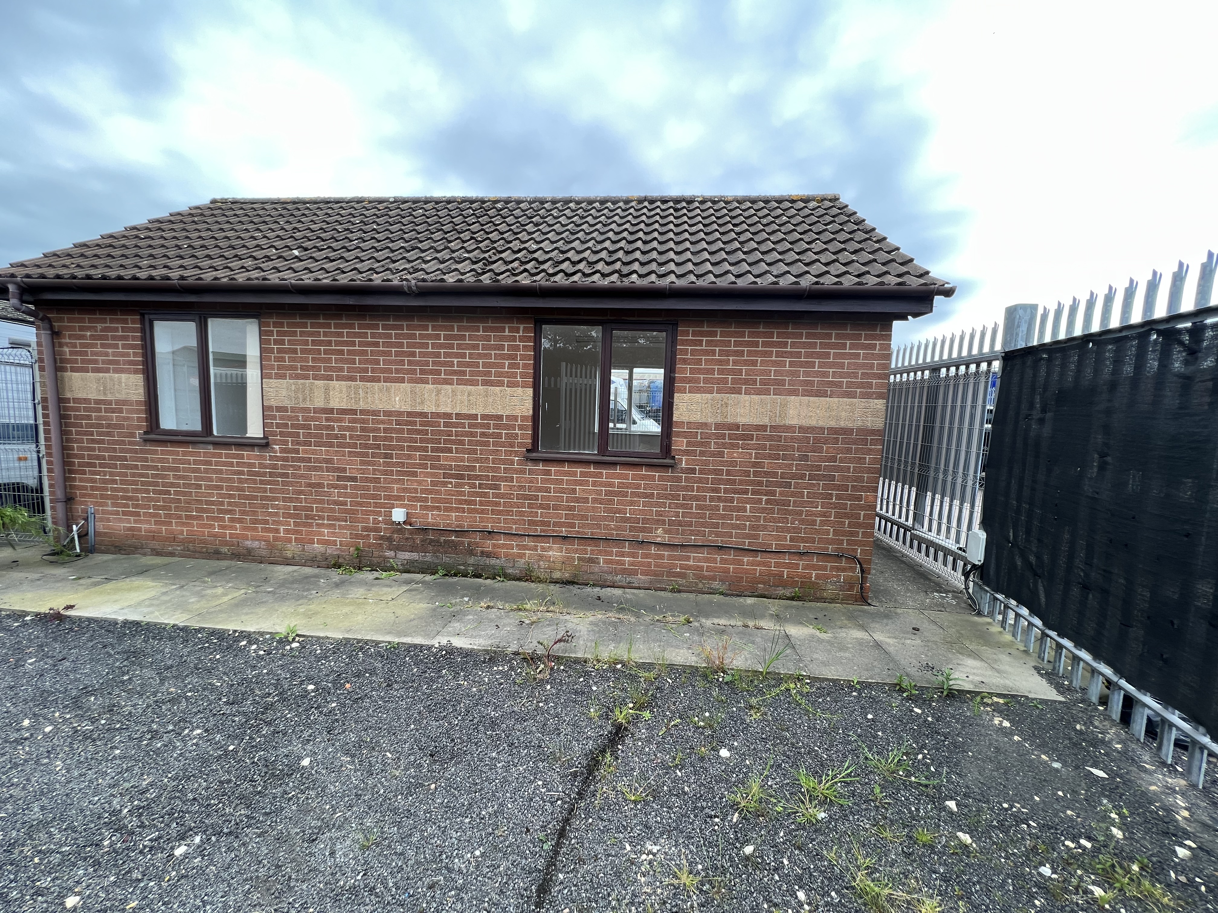 Industrial Unit in Louth - photo 3