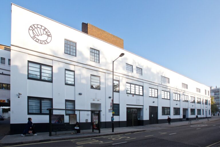 Office in London - photo 3