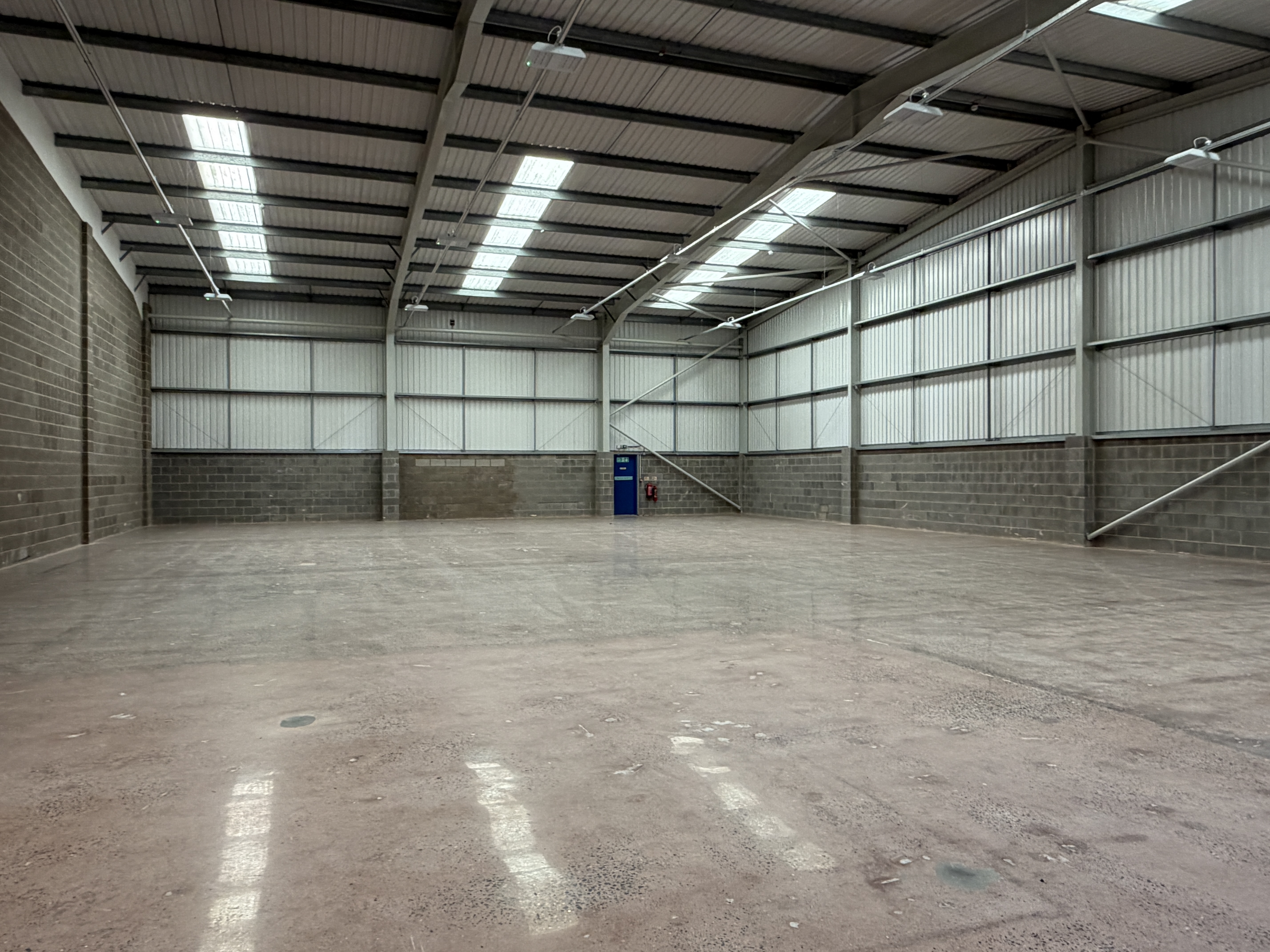 Industrial Unit in Exeter - photo 4