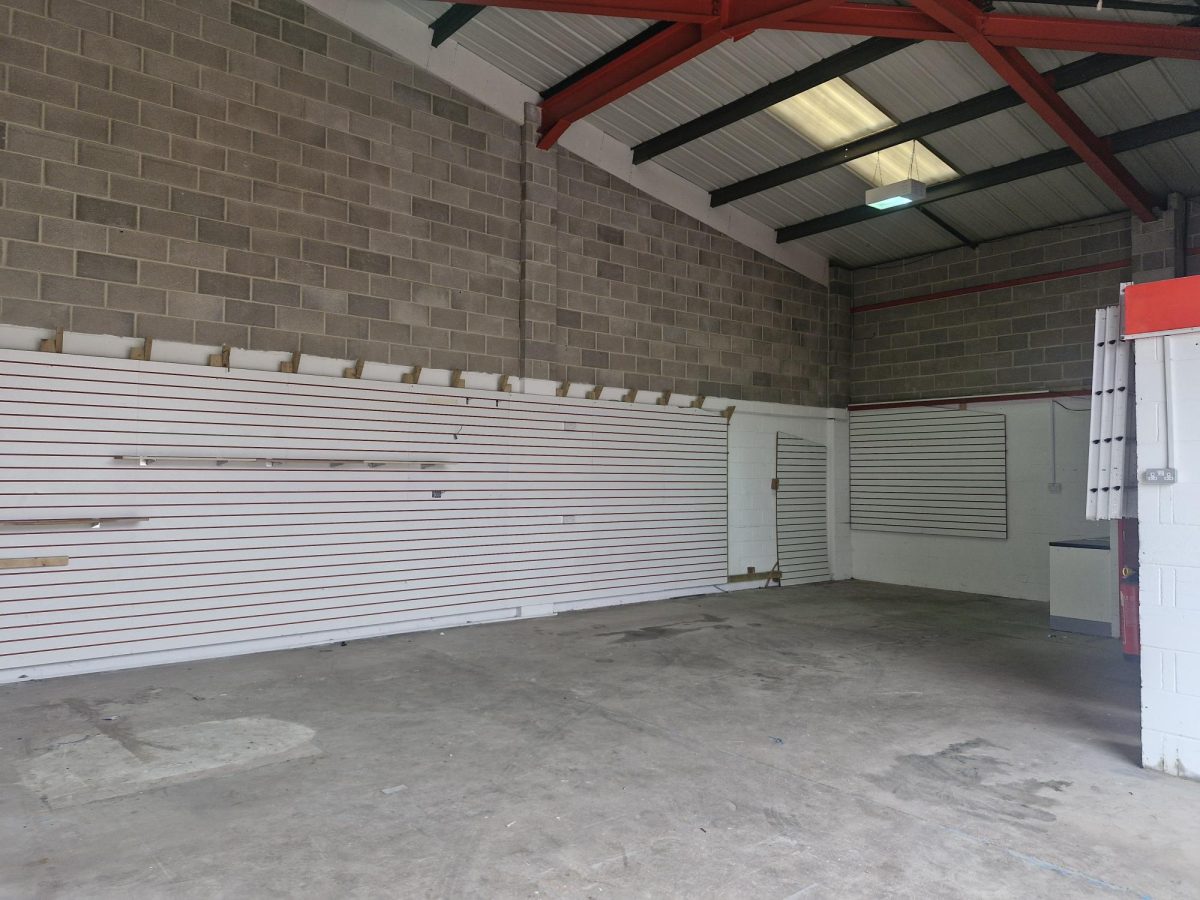 Industrial Unit in Cannock - photo 2