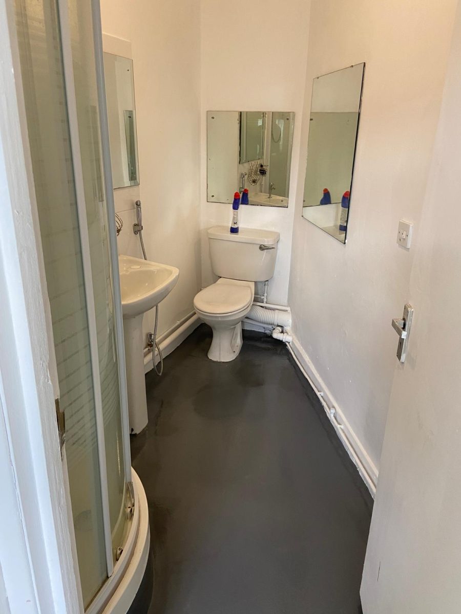 Industrial Unit in LONDON - photo 3