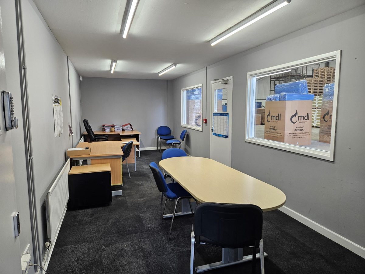 Industrial Unit in Cannock - photo 3