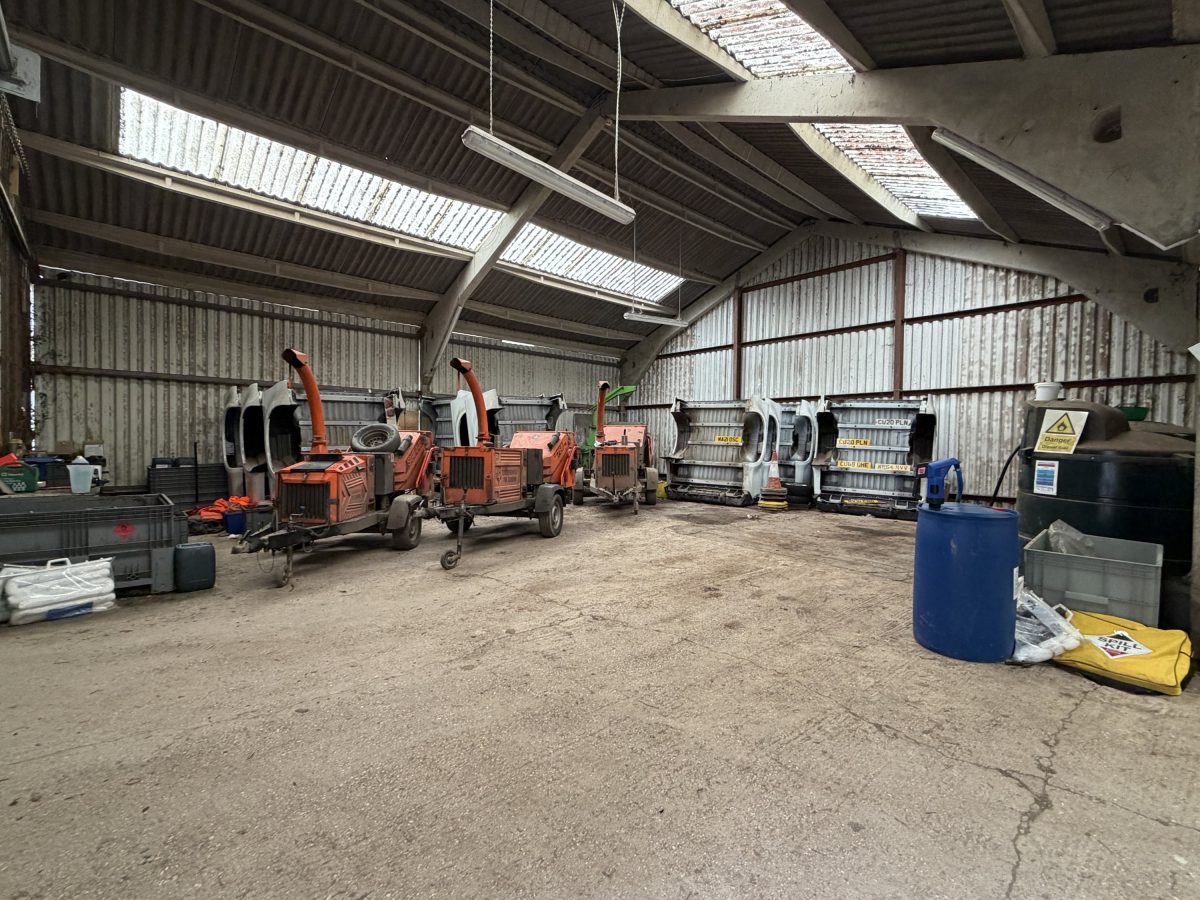 Industrial Unit in Newton Abbot - photo 2