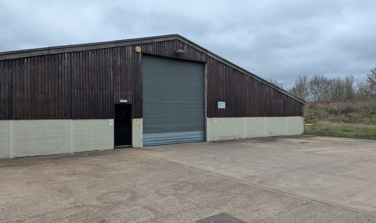 Industrial Unit To Let, Shefford