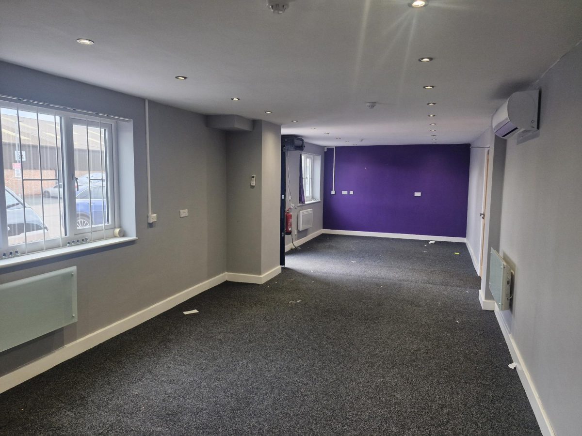 Industrial Unit in Rugeley - photo 4