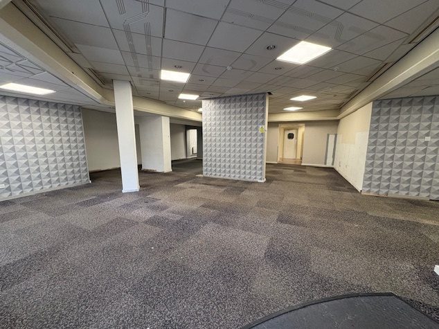 Retail/Shop in Rugeley - photo 2