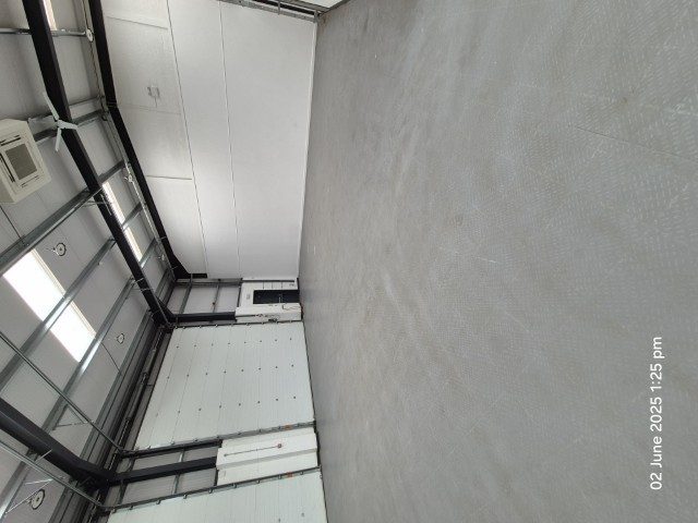 Industrial Unit in Market Harborough - photo 2