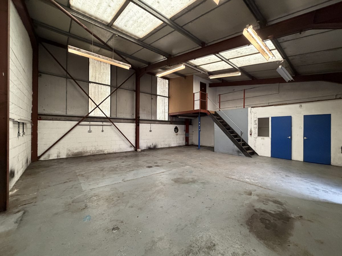 Industrial Unit in Moretonhampstead - photo 2