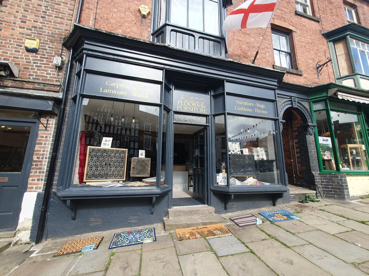 Retail/Shop To Let, Ashbourne