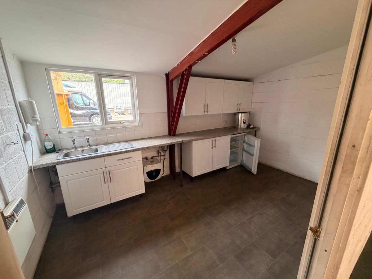 Industrial Unit in Lewes