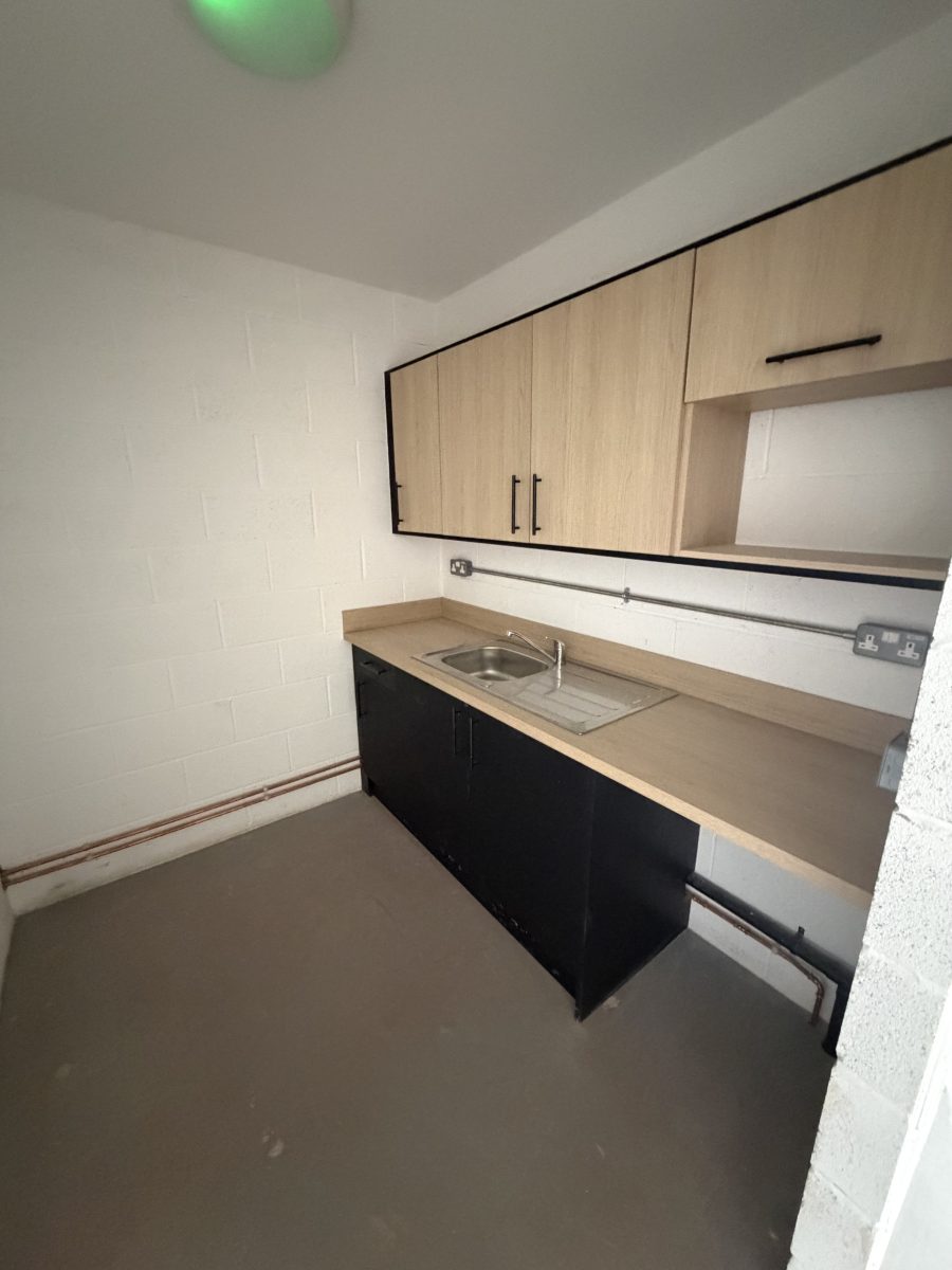 Industrial Unit in Mansfield - photo 3