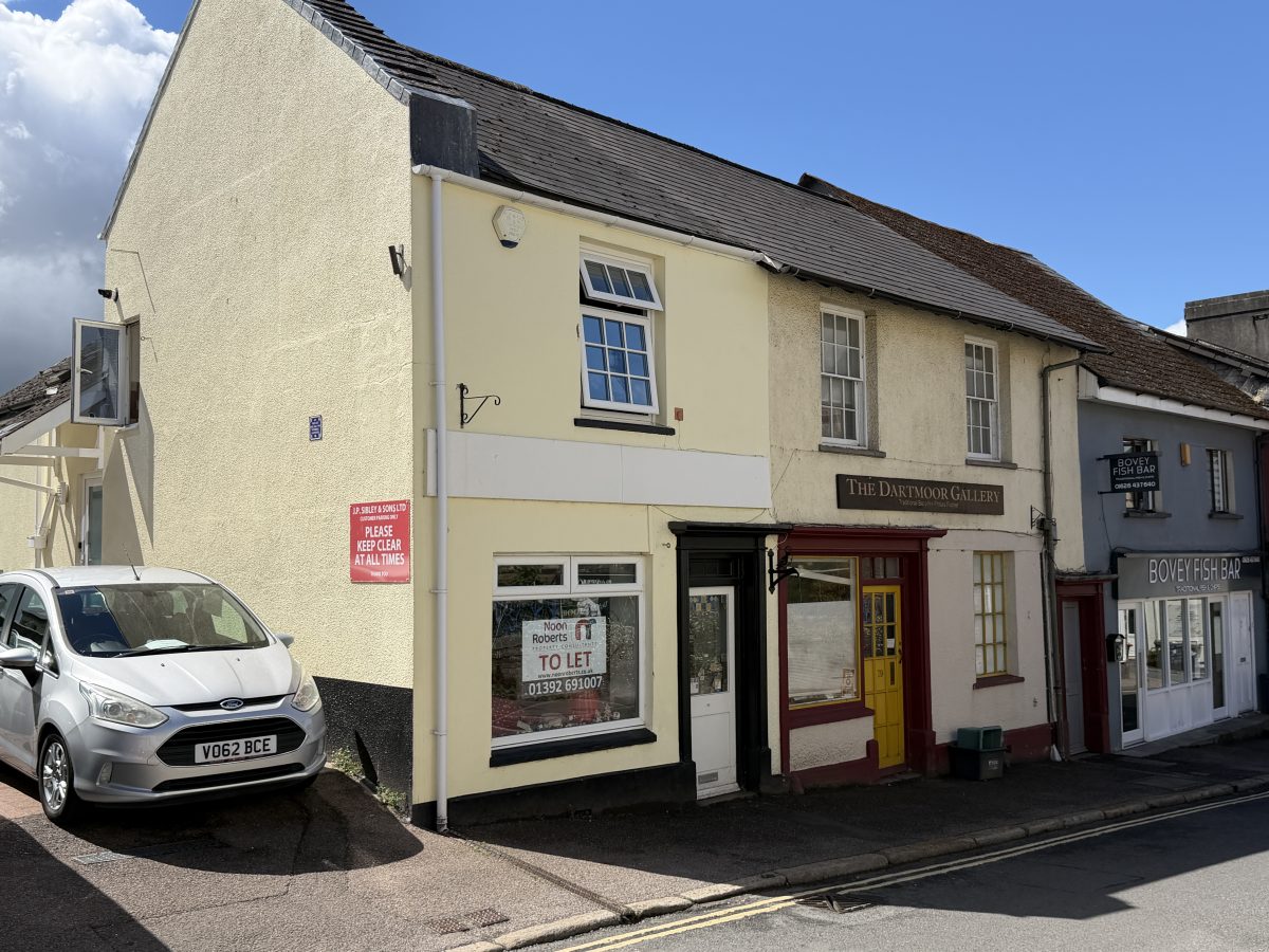 Retail/Shop To Let, Bovey Tracey