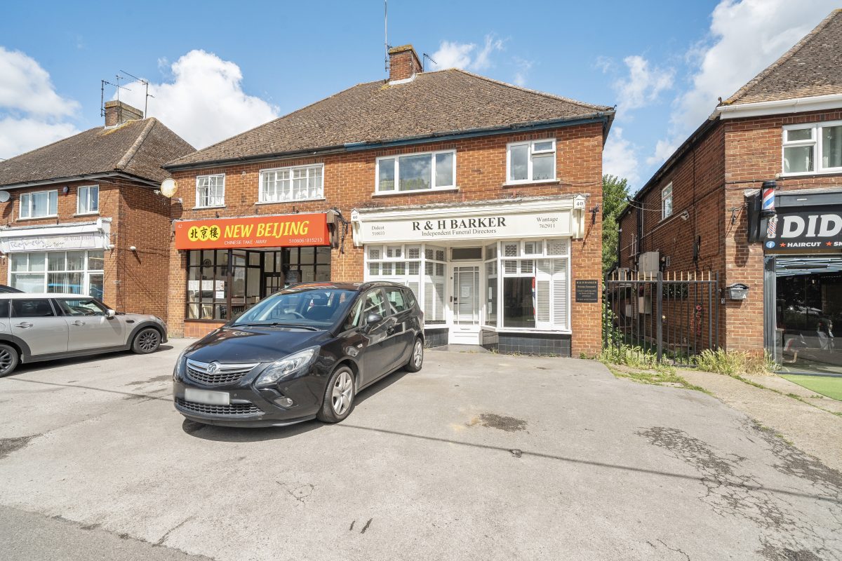 Retail/Shop For Sale, Didcot