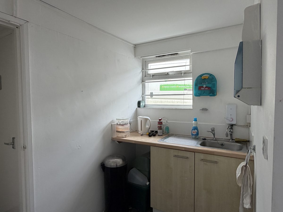 Industrial Unit in Exeter - photo 2