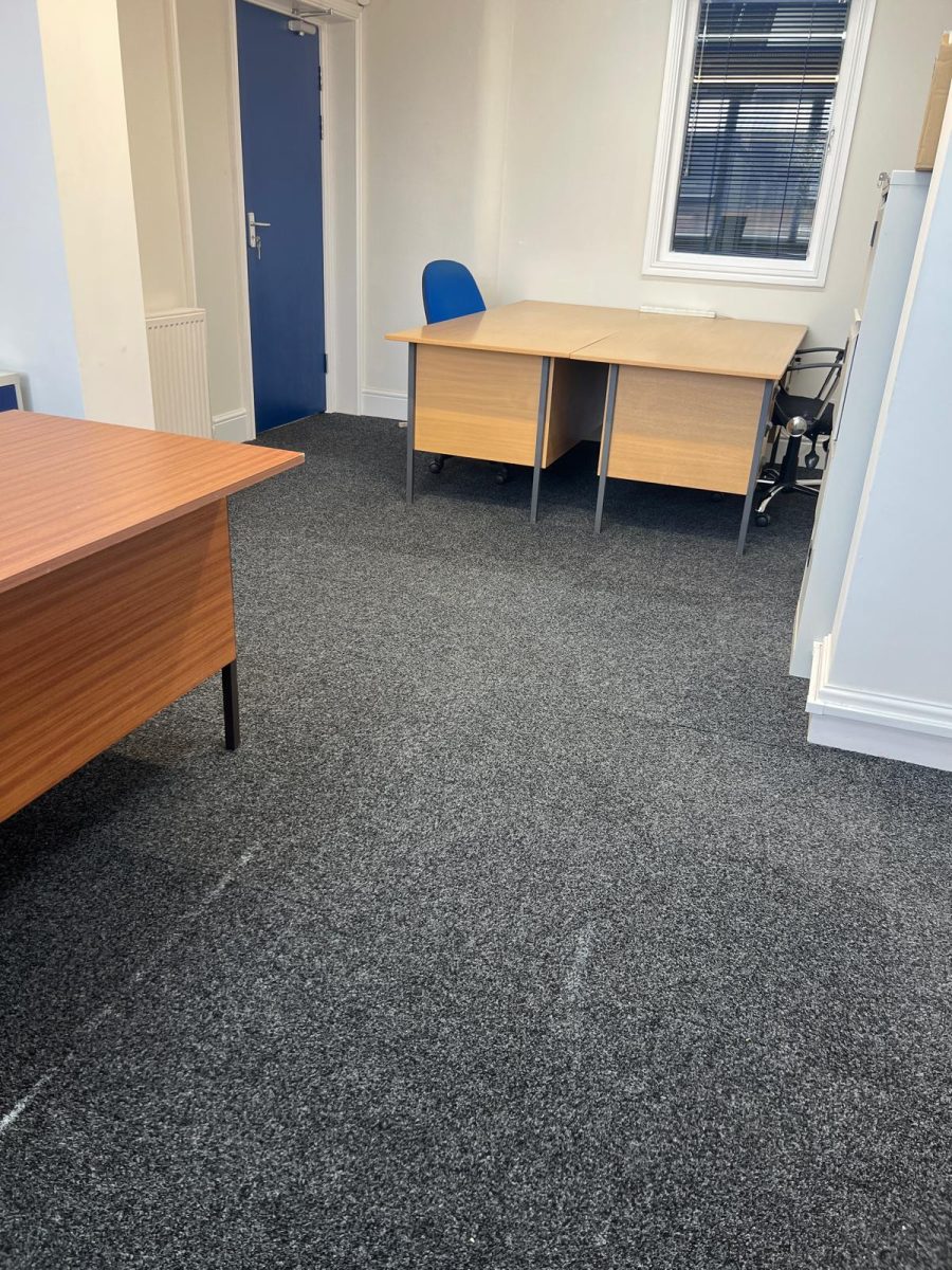 Office in Doncaster - photo 4
