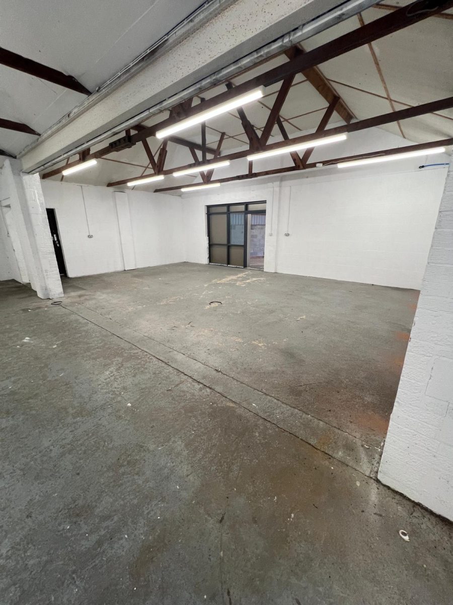 Industrial Unit in Barton-upon-Humber - photo 3