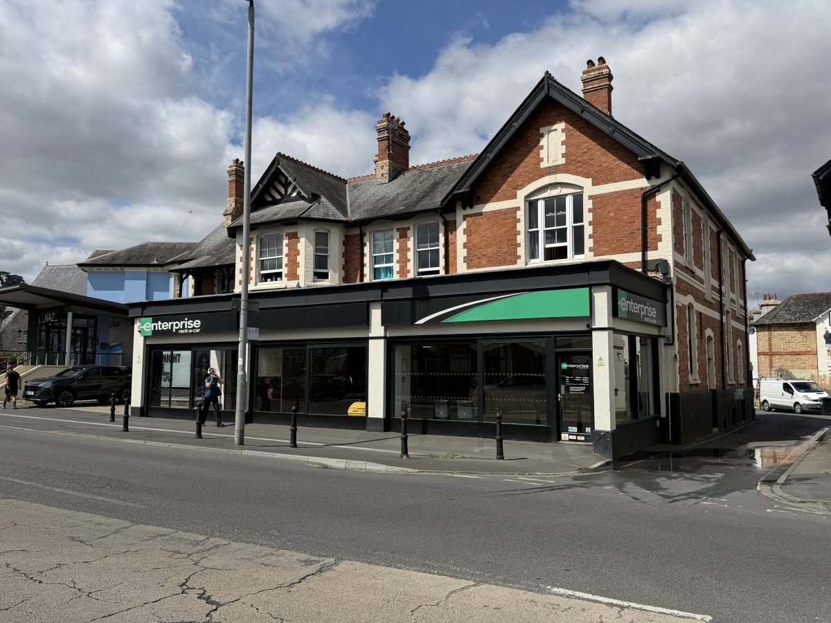 Retail/Shop To Let, Newton Abbot, Devon