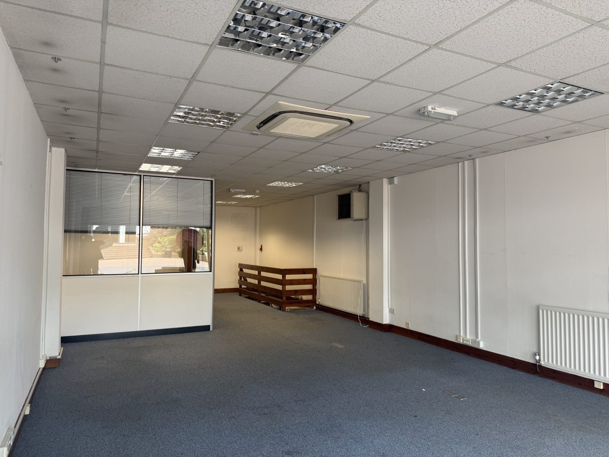 Retail/Shop in Telford - photo 4
