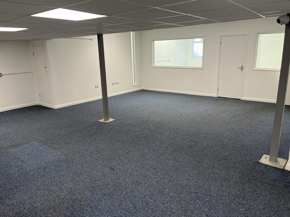 Industrial Unit in Waterlooville