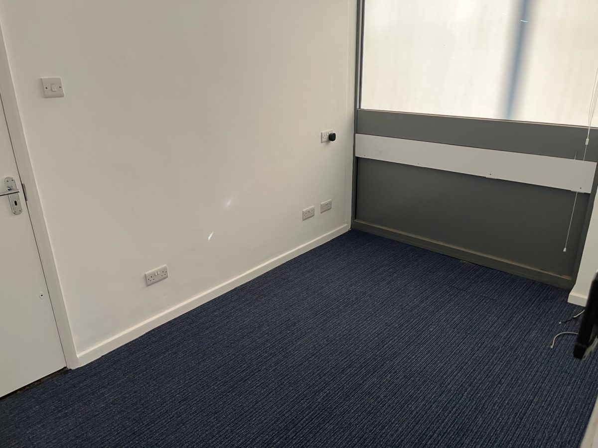 Industrial Unit in Waterlooville
