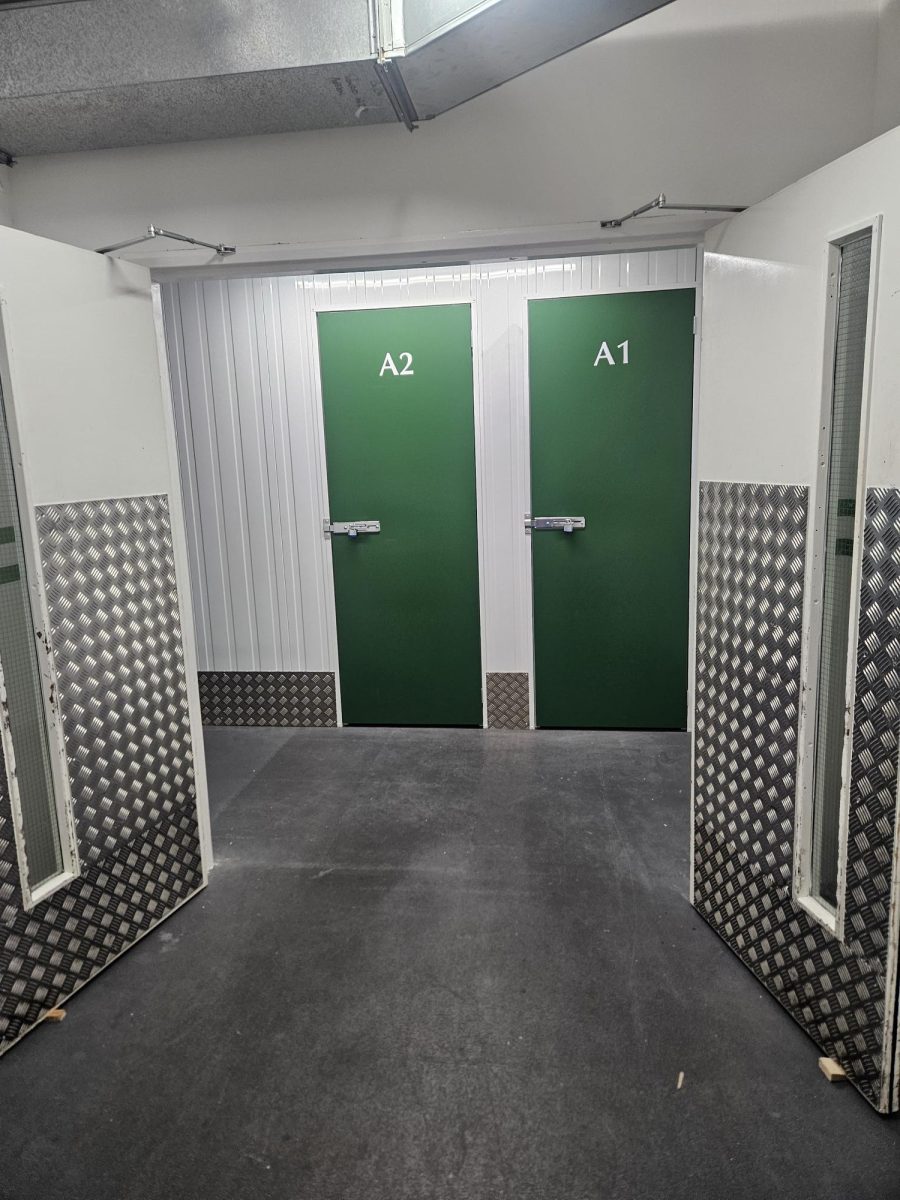 Storage in Romford - photo 3
