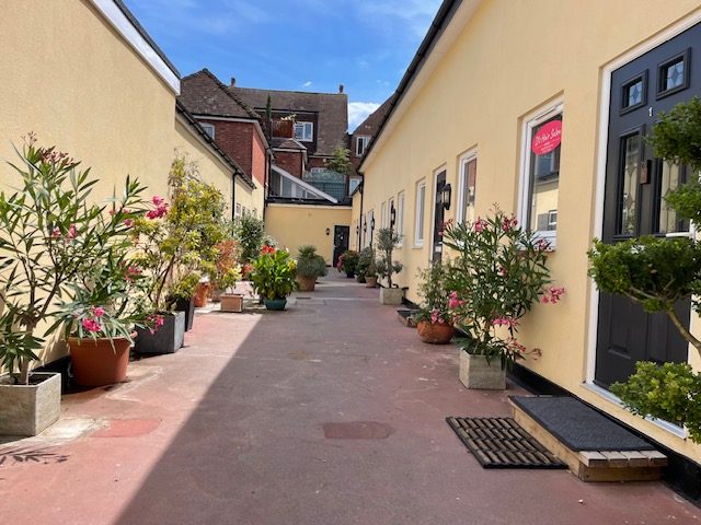 Commercial Property in Farnborough