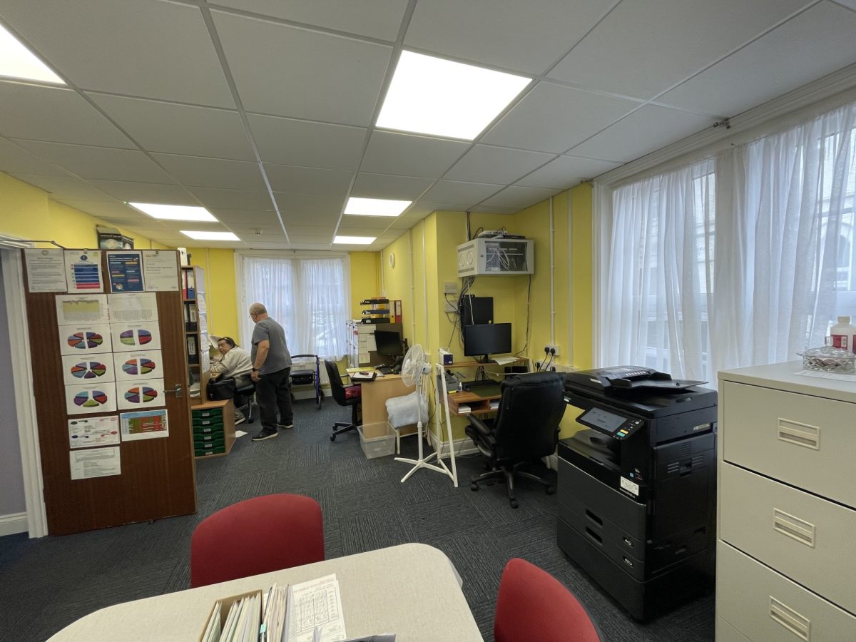 Office in Farnborough - photo 3