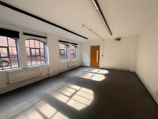 Office To Let, Wolverhampton