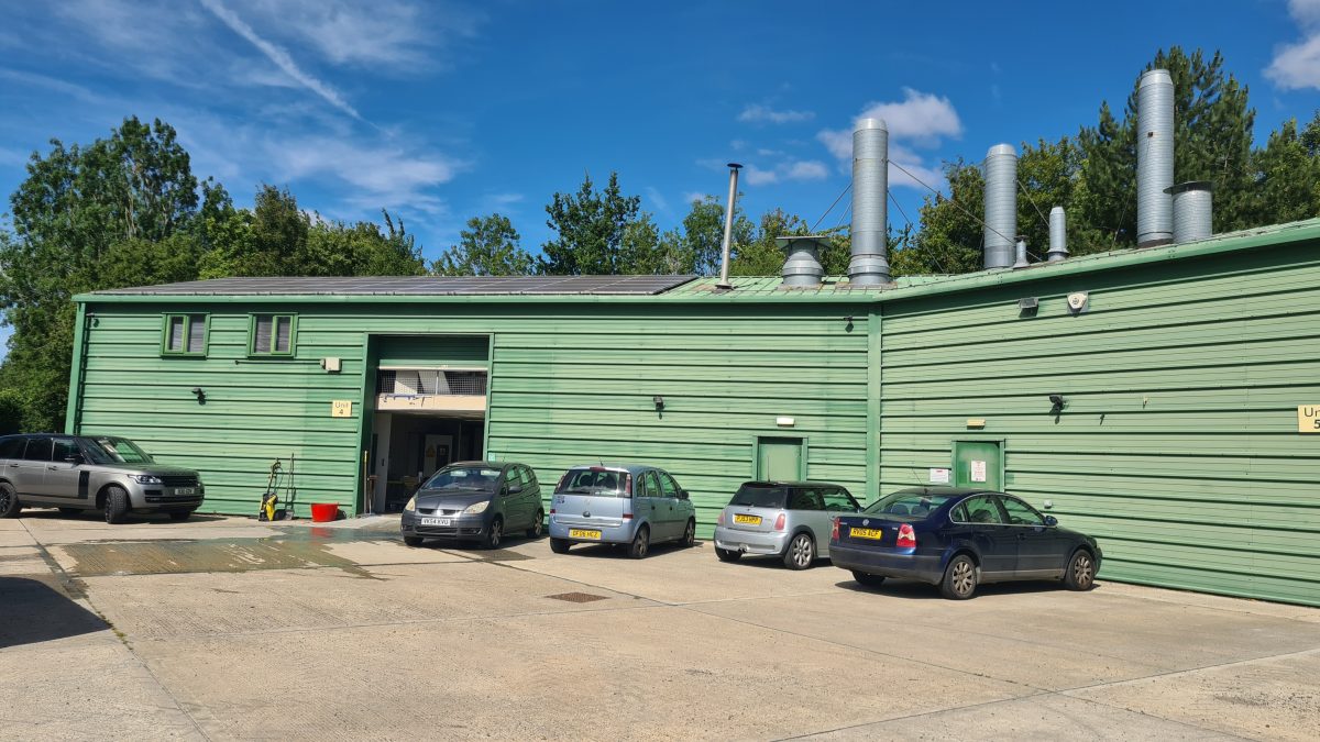 Industrial Unit To Let, Wantage, Oxon