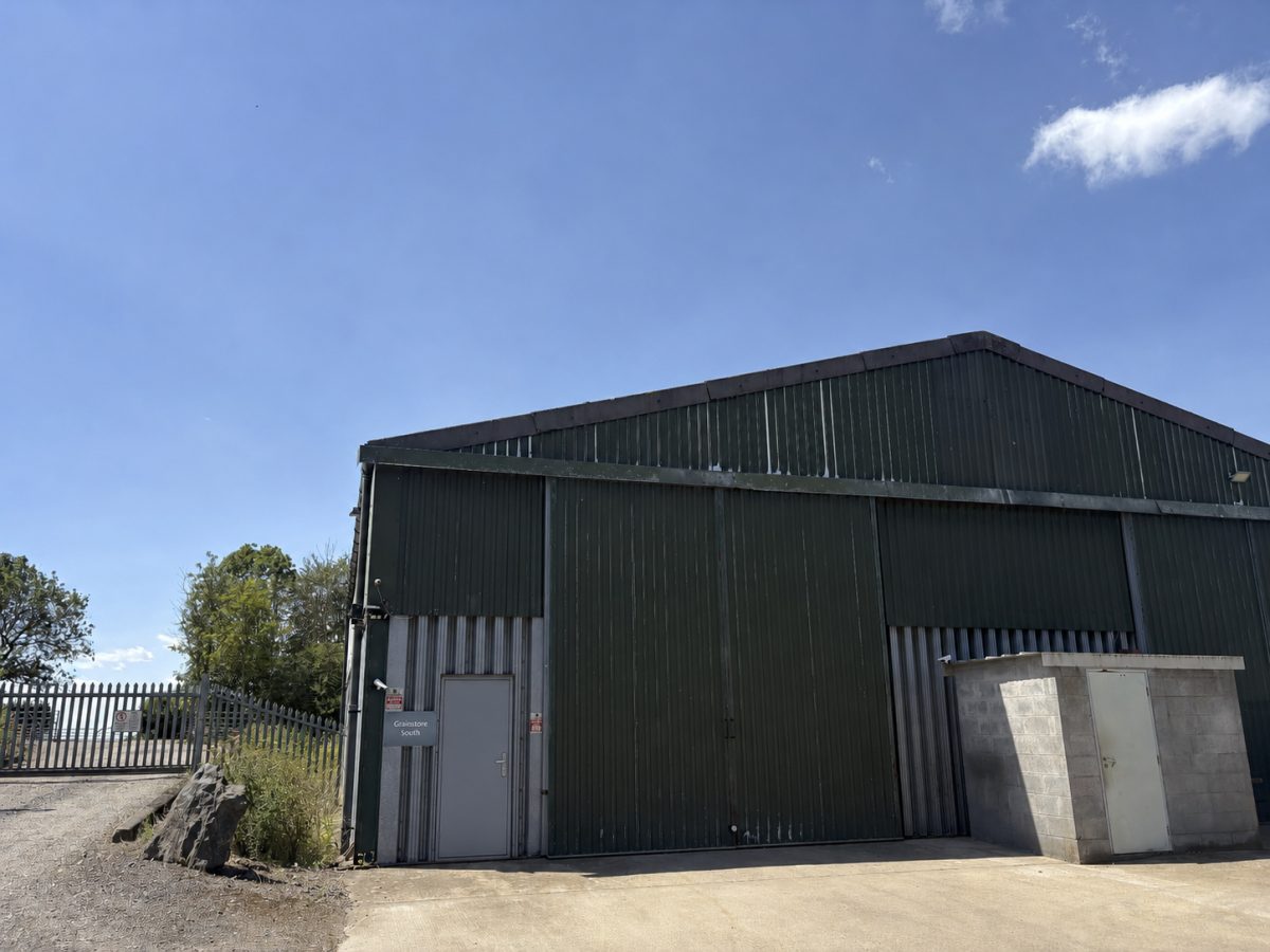 Industrial Unit To Let, Northants