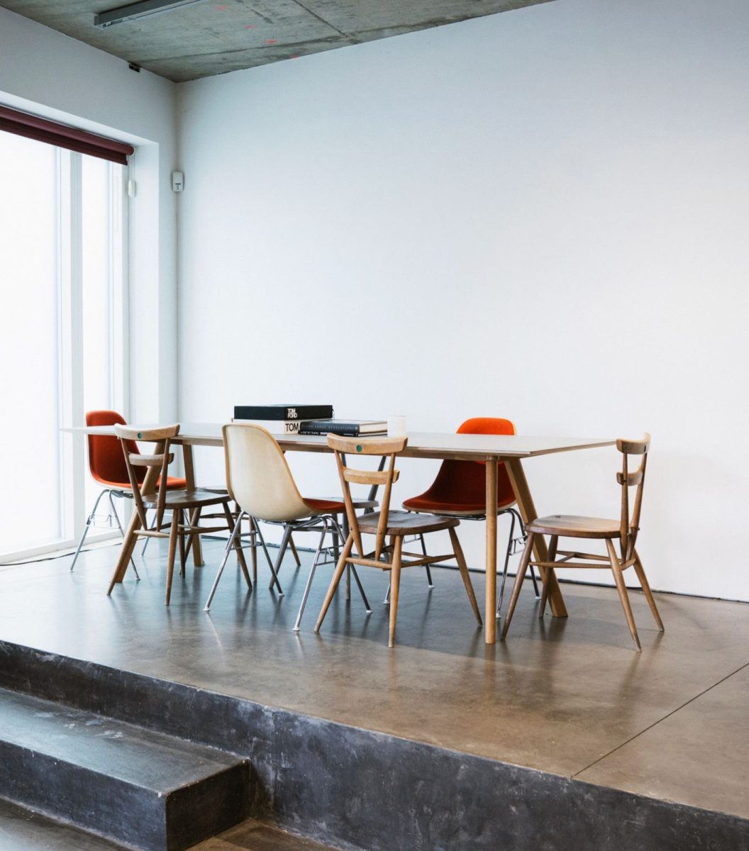 Commercial Property in London - photo 2