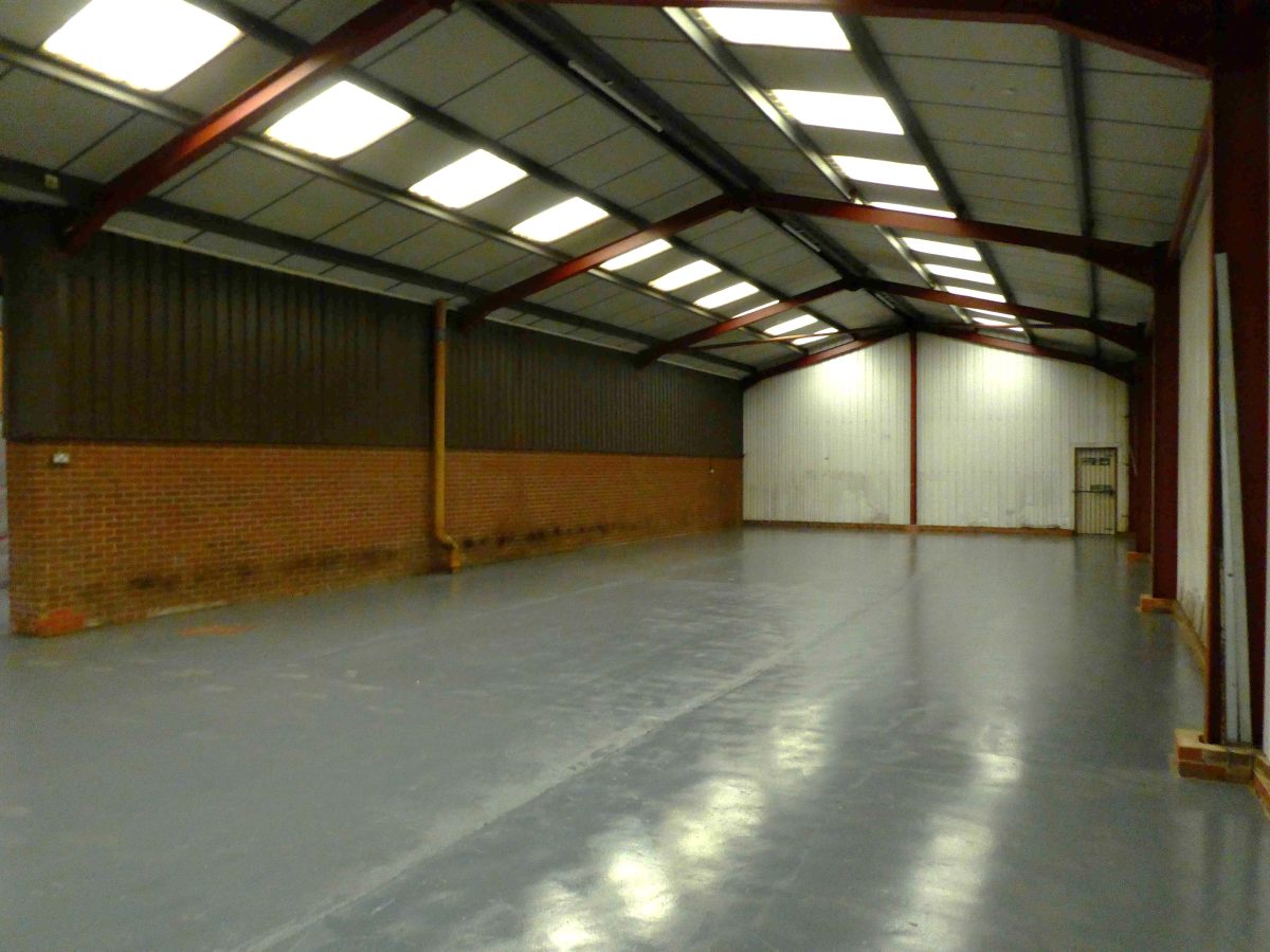 Industrial Unit in Cannock - photo 4