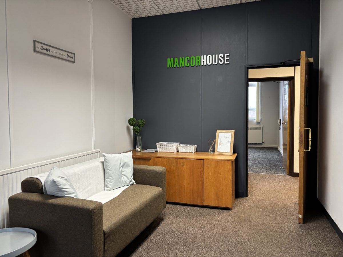 Office in Nottingham - photo 3