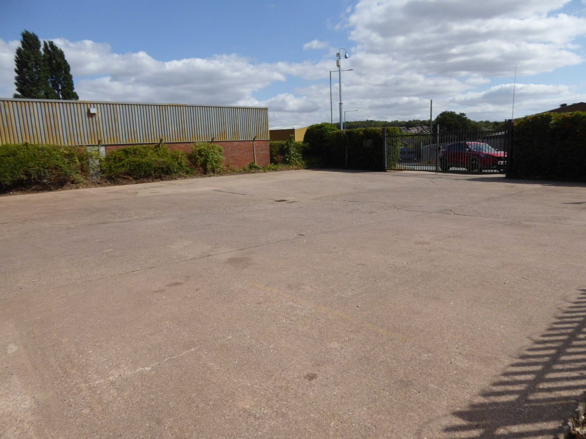 Industrial Unit in Cannock - photo 2