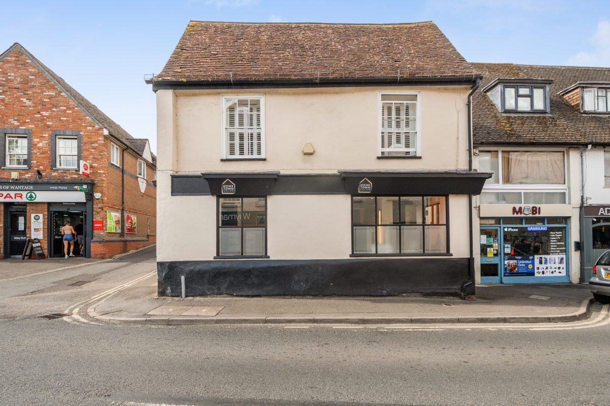 Retail in Wantage