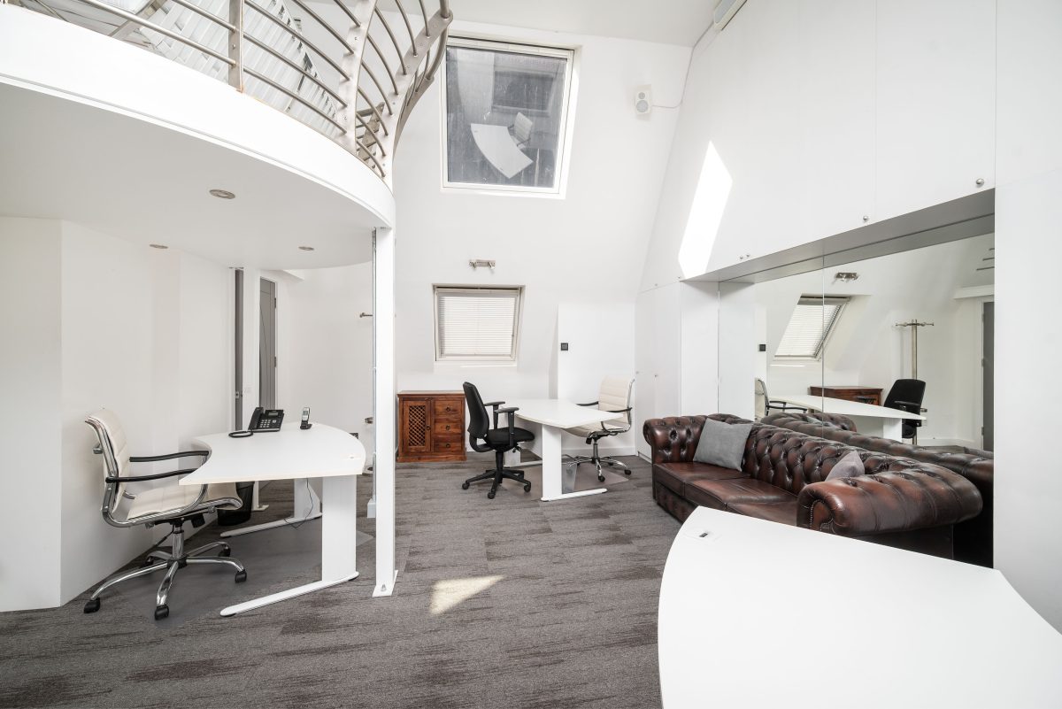 Office in London - photo 2