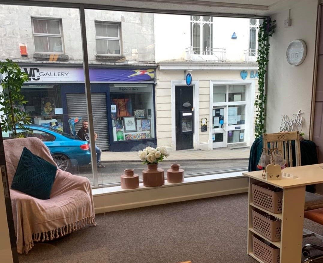 Retail/Shop in Haverfordwest - photo 4