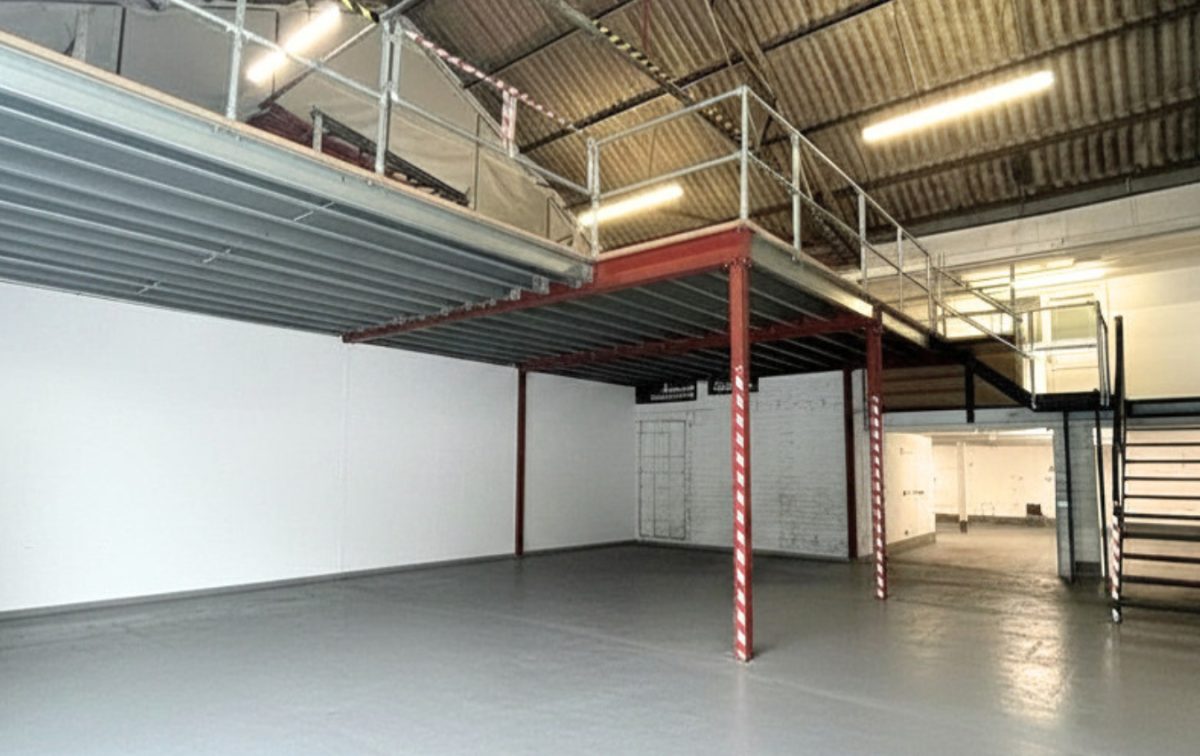 Industrial Unit in Newton Abbot - photo 3
