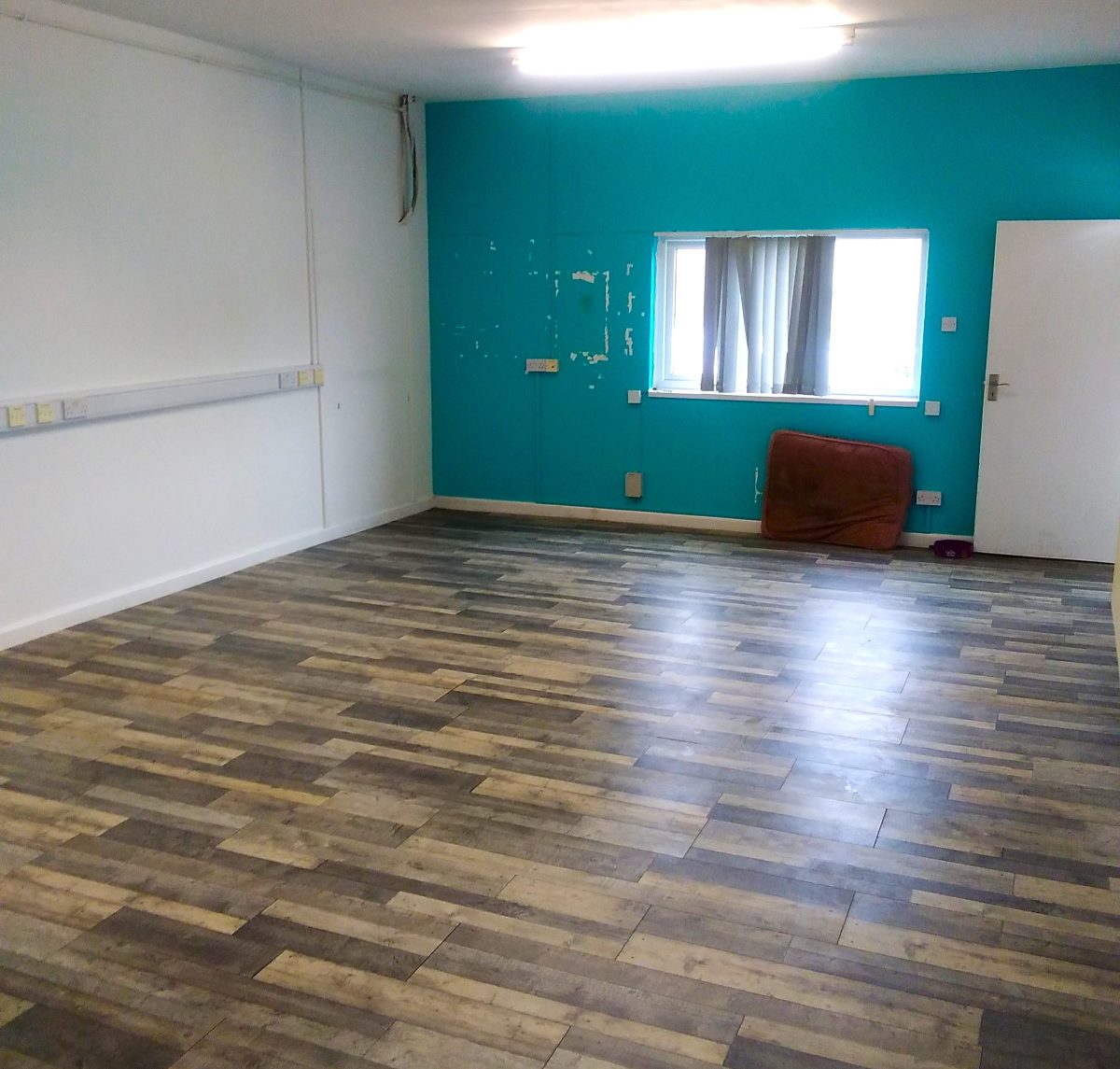 Office in Par