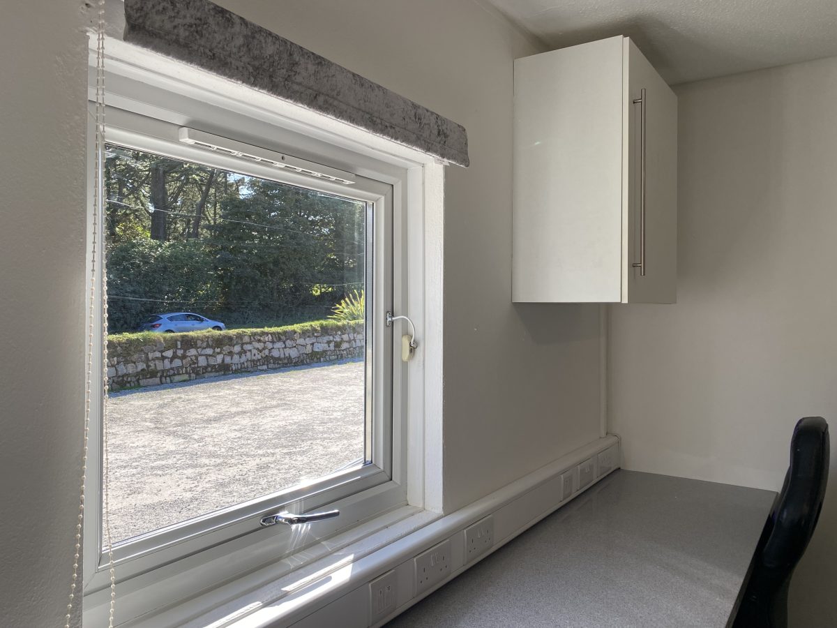 Office in Scorrier - photo 3