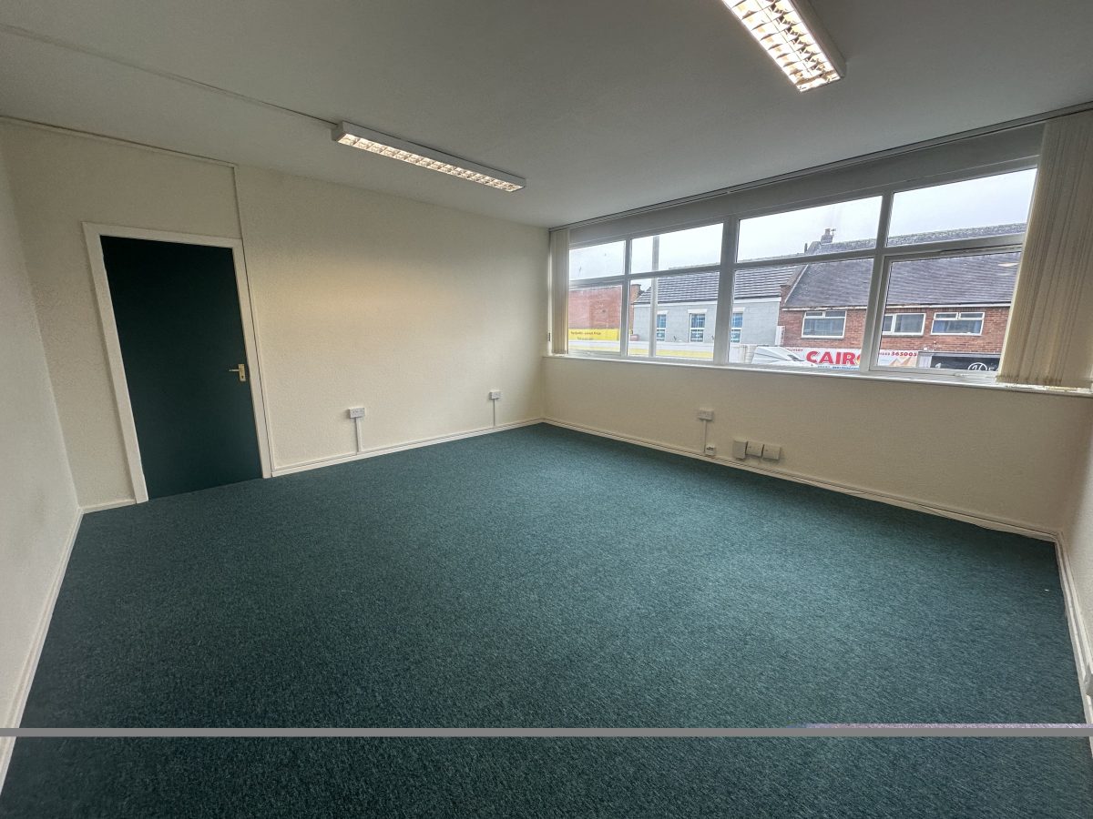 Office in Blackpool - photo 2