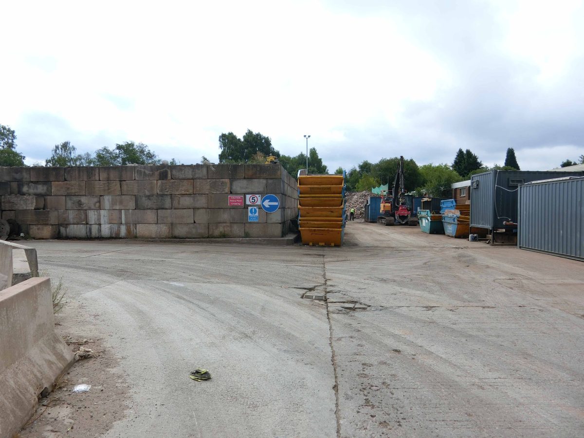 Industrial Unit in Walsall - photo 3