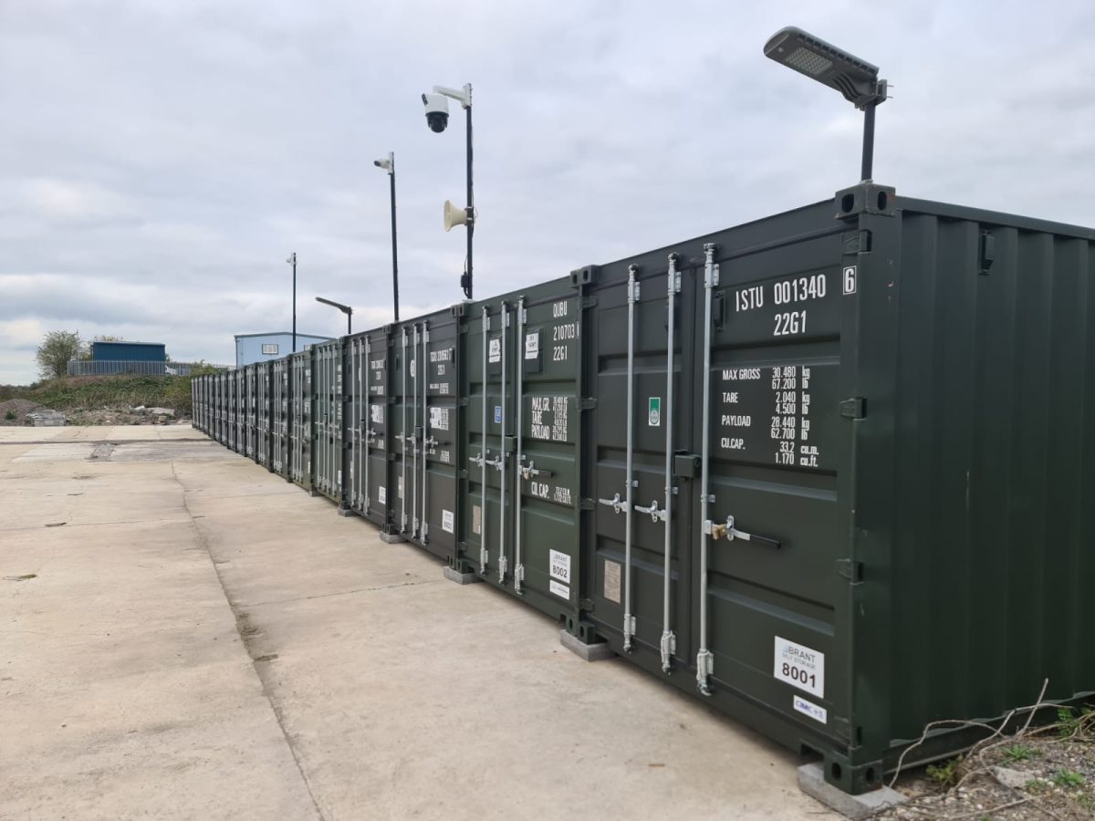 Storage in Warminster - photo 2
