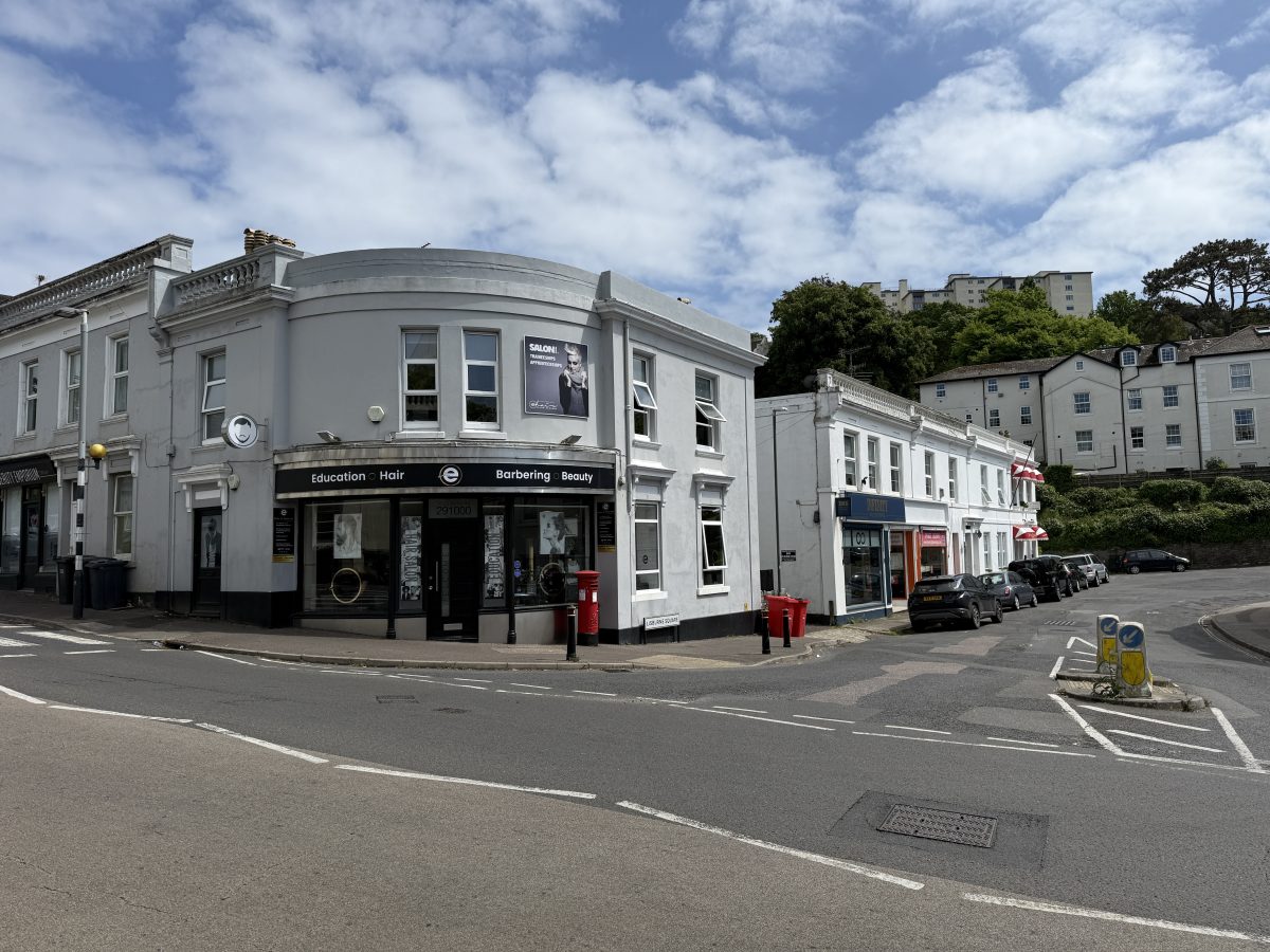 Retail/Shop For Sale, Torquay, Devon