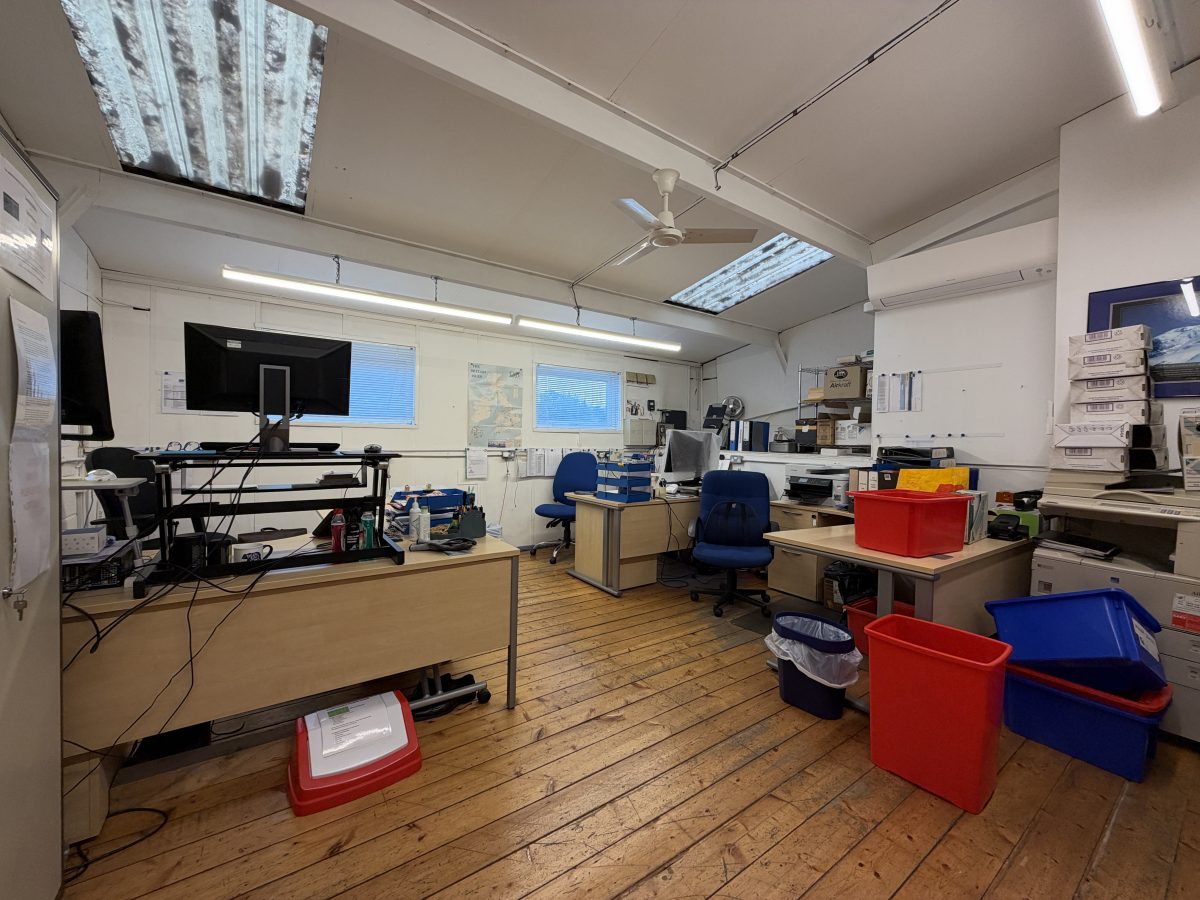 Industrial Unit in Totnes - photo 2