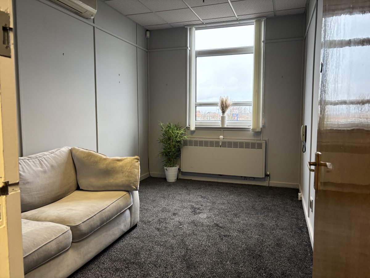 Office To Let, Nottinghamshire