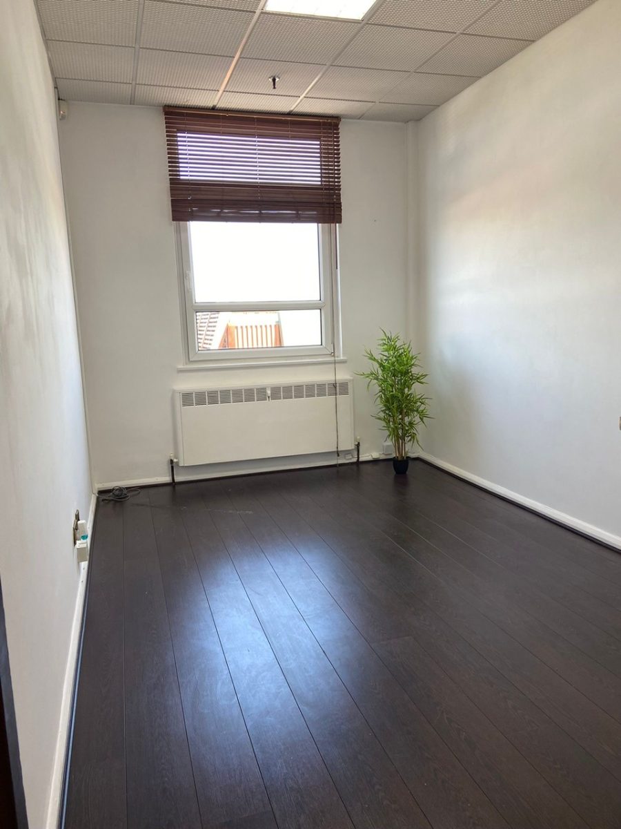 Office To Let, Nottinghamshire