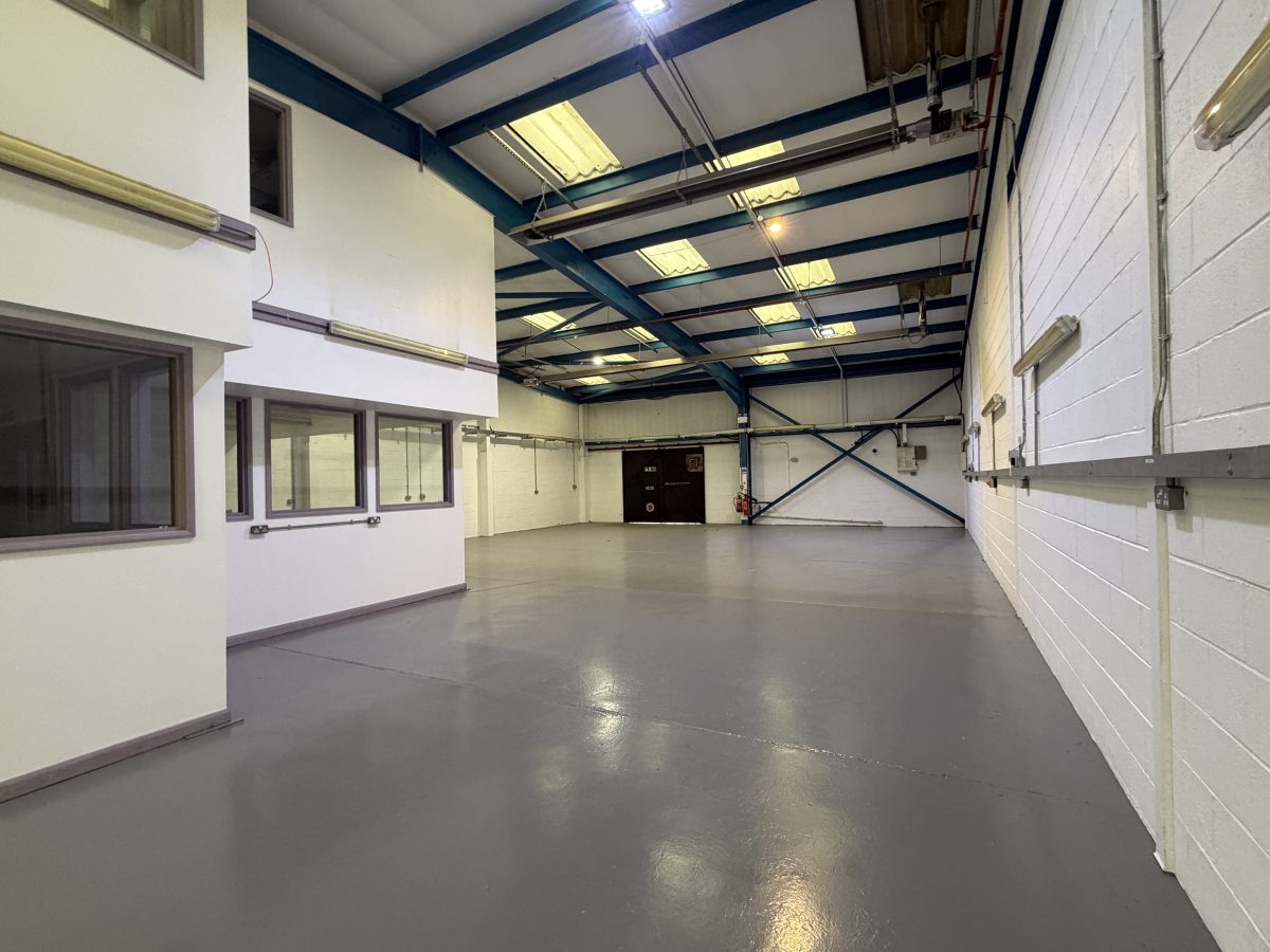 Industrial Unit in Newton Abbot - photo 3