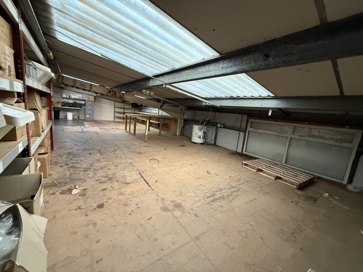 Storage in MELTON MOWBRAY - photo 4